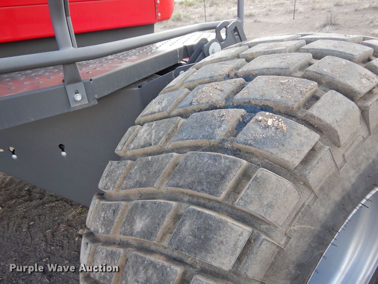 image for item DR1257 2016 Massey Ferguson WR9840  windrower