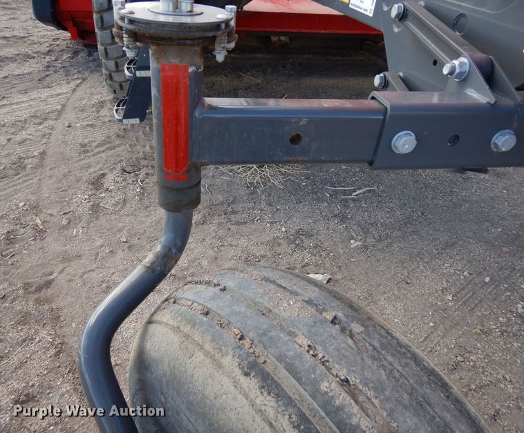 image for item DR1257 2016 Massey Ferguson WR9840  windrower