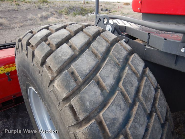 image for item DR1257 2016 Massey Ferguson WR9840  windrower