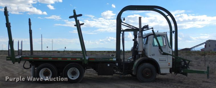 image for item DR1260 White GMC  bale stacker