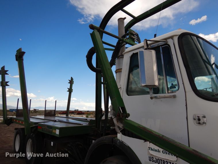 image for item DR1260 White GMC  bale stacker