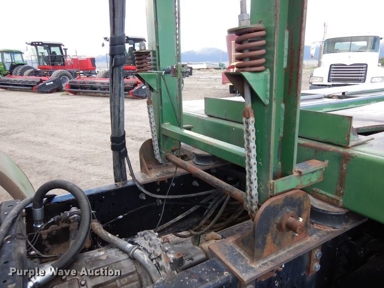 image for item DR1260 White GMC  bale stacker