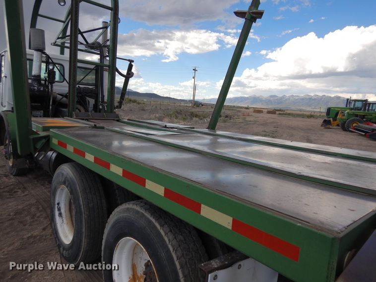 image for item DR1260 White GMC  bale stacker