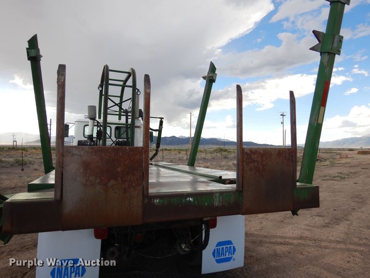 image for item DR1260 White GMC  bale stacker