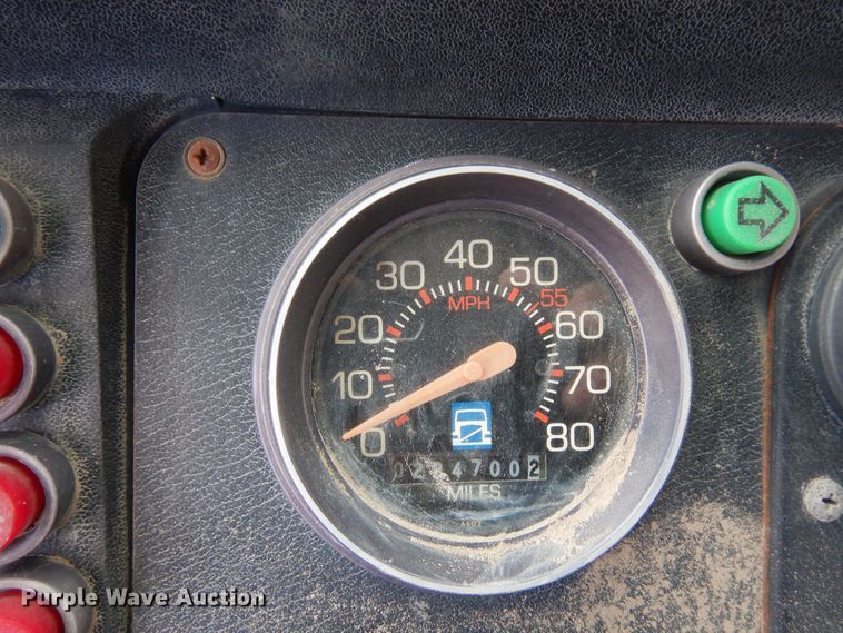 image for item DR1260 White GMC  bale stacker