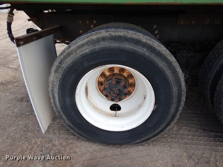 image for item DR1260 White GMC  bale stacker