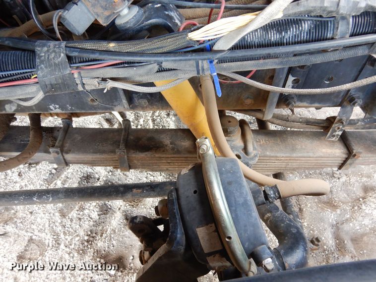 image for item DR1260 White GMC  bale stacker