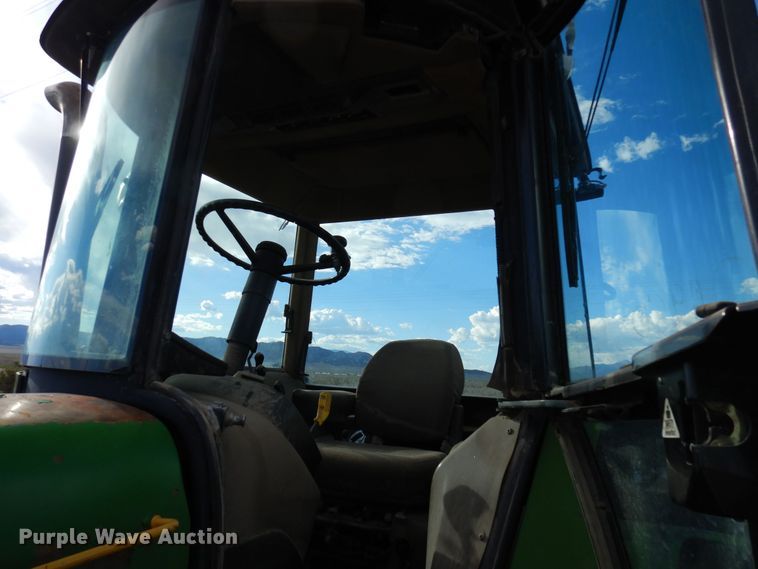 image for item DR1265 1994 John Deere 4960  MFWD tractor