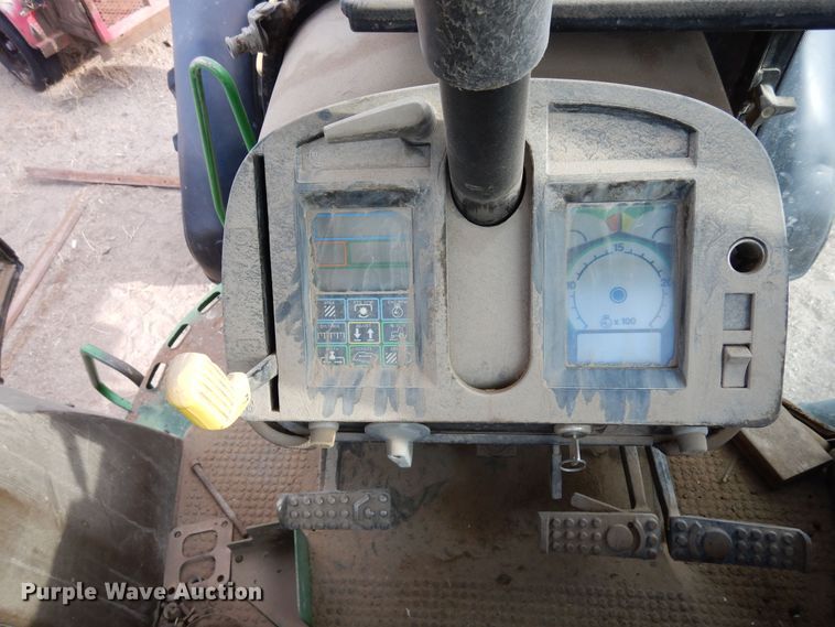 image for item DR1265 1994 John Deere 4960  MFWD tractor