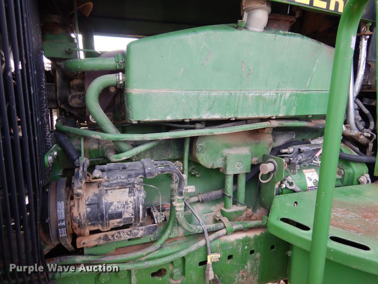 image for item DR1265 1994 John Deere 4960  MFWD tractor