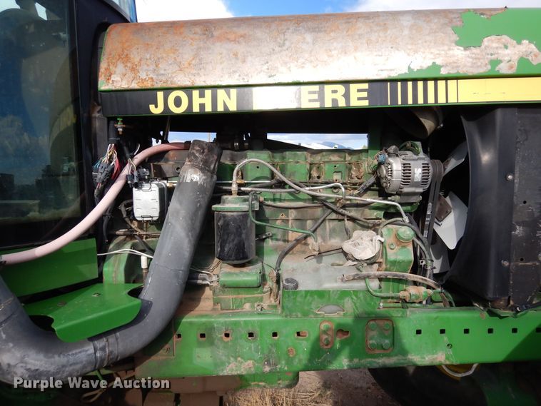image for item DR1265 1994 John Deere 4960  MFWD tractor