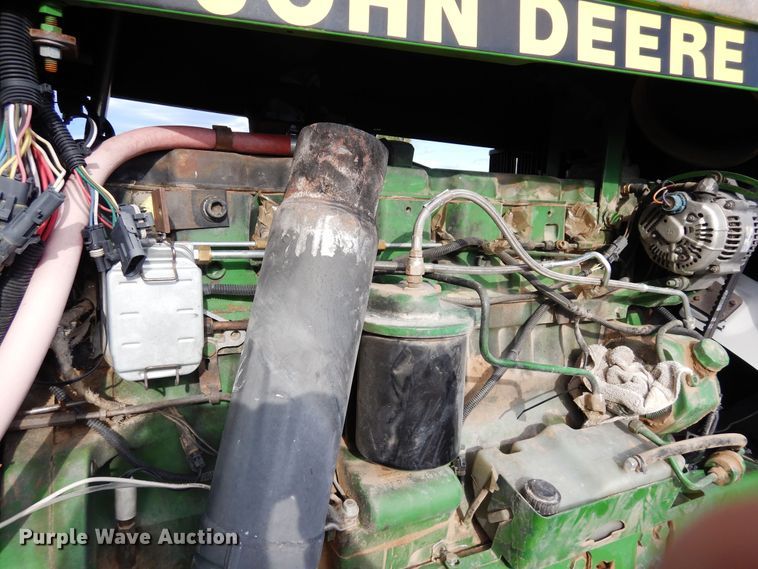 image for item DR1265 1994 John Deere 4960  MFWD tractor