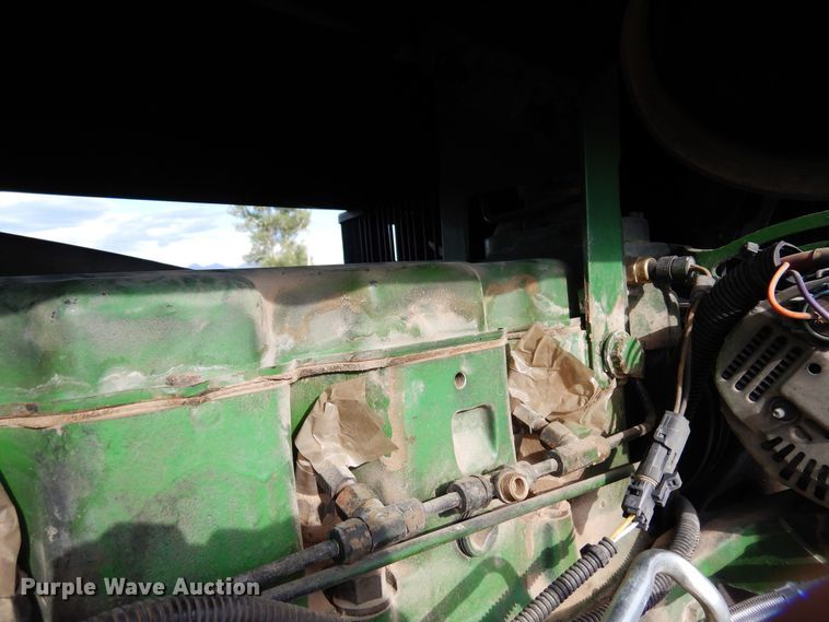 image for item DR1265 1994 John Deere 4960  MFWD tractor