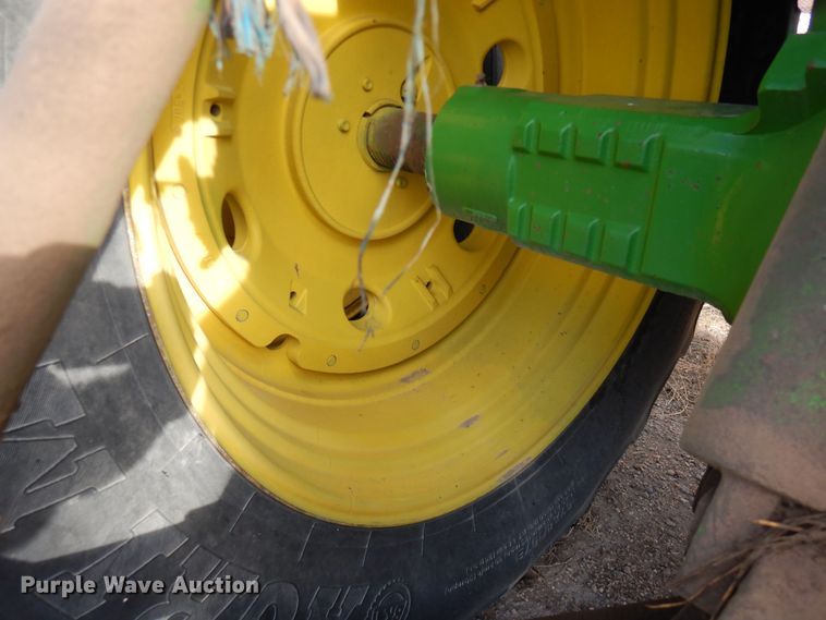 image for item DR1265 1994 John Deere 4960  MFWD tractor