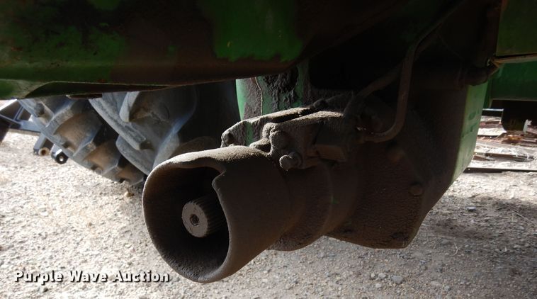 image for item DR1265 1994 John Deere 4960  MFWD tractor