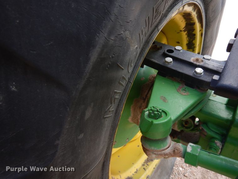 image for item DR1265 1994 John Deere 4960  MFWD tractor