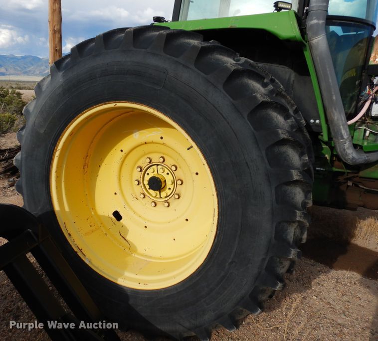 image for item DR1265 1994 John Deere 4960  MFWD tractor