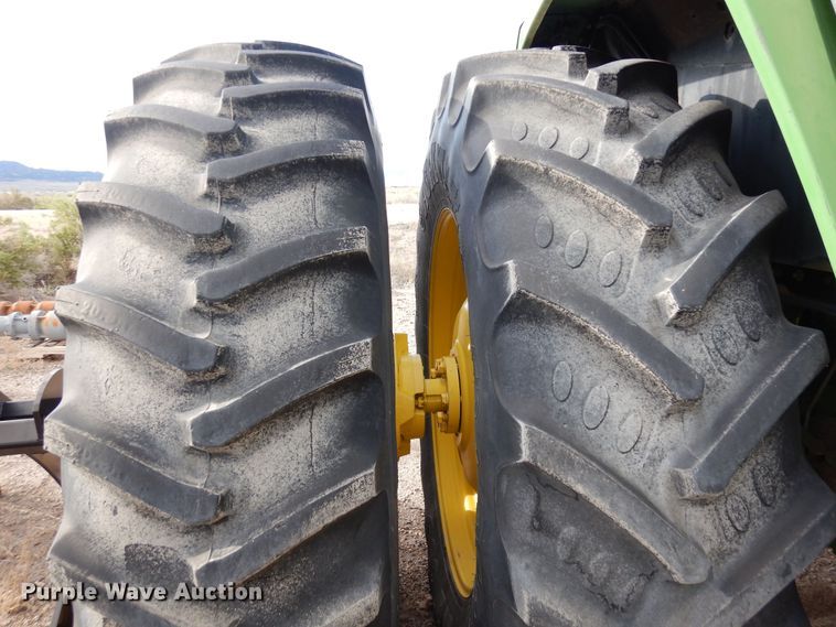 image for item DR1265 1994 John Deere 4960  MFWD tractor