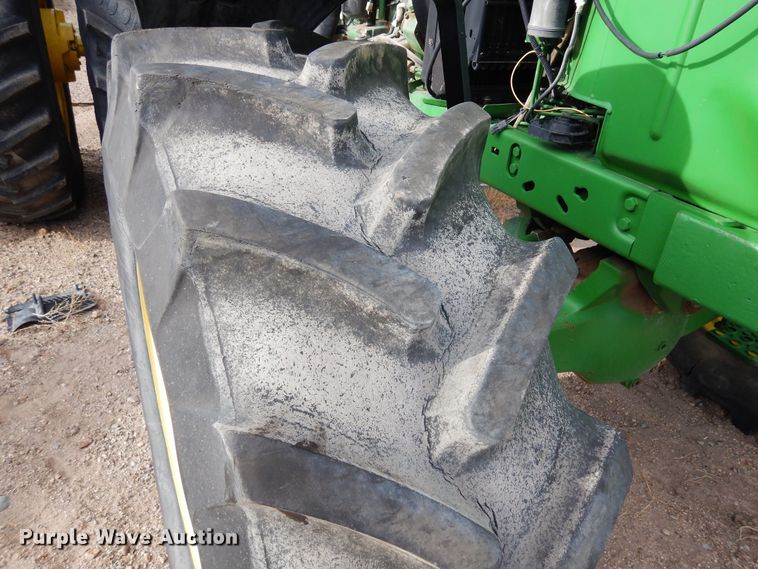 image for item DR1265 1994 John Deere 4960  MFWD tractor