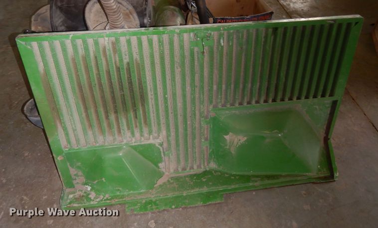 image for item DR1265 1994 John Deere 4960  MFWD tractor