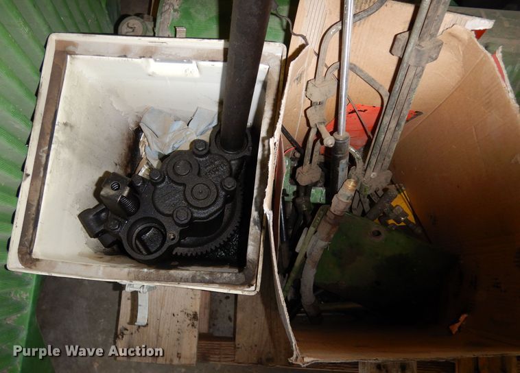 image for item DR1265 1994 John Deere 4960  MFWD tractor