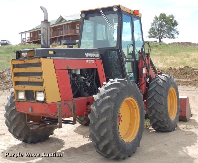 image for item DR1272 1985 Versatile 256 bi-directional tractor