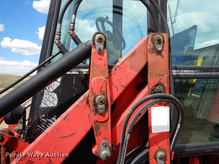 image for item DR1272 1985 Versatile 256 bi-directional tractor