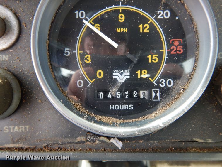 image for item DR1272 1985 Versatile 256 bi-directional tractor