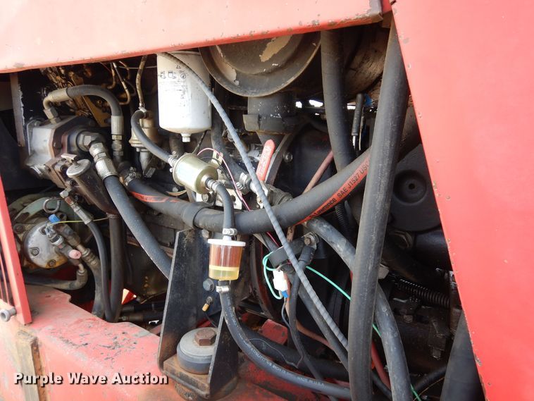 image for item DR1272 1985 Versatile 256 bi-directional tractor