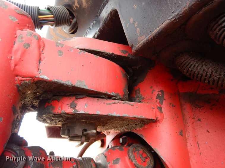 image for item DR1272 1985 Versatile 256 bi-directional tractor