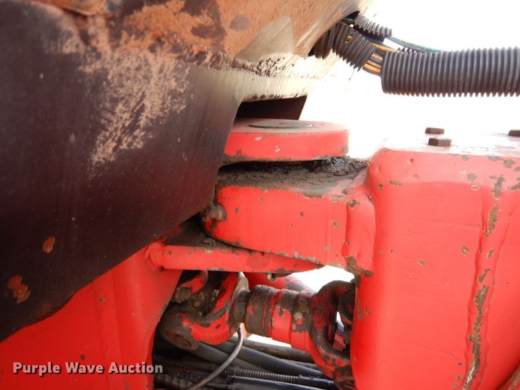 image for item DR1272 1985 Versatile 256 bi-directional tractor