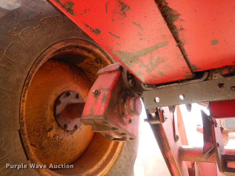 image for item DR1272 1985 Versatile 256 bi-directional tractor