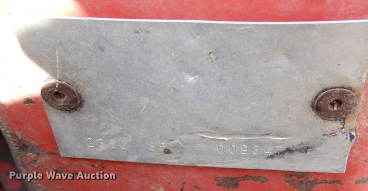 image for item DR1272 1985 Versatile 256 bi-directional tractor