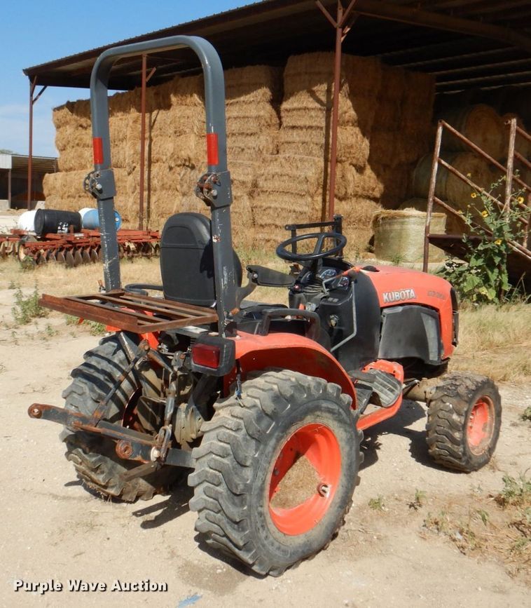 image for item DR1944 Kubota B2301  MFWD tractor