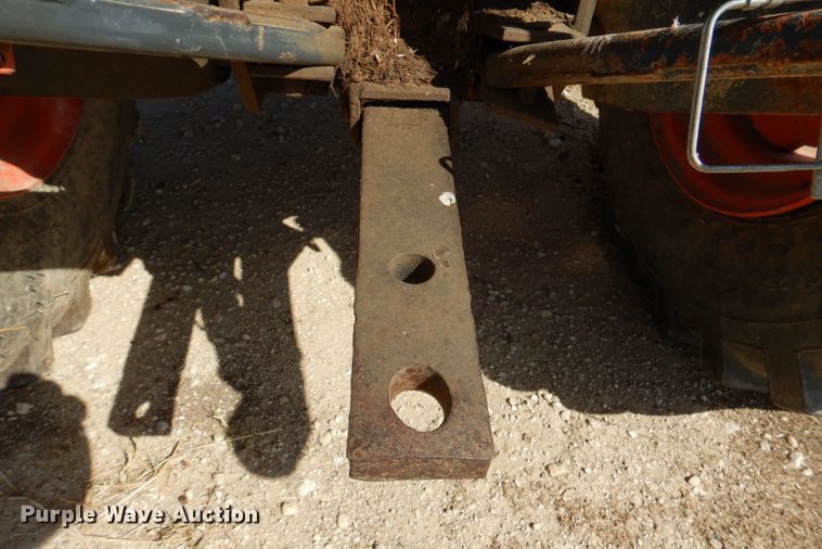 image for item DR1944 Kubota B2301  MFWD tractor