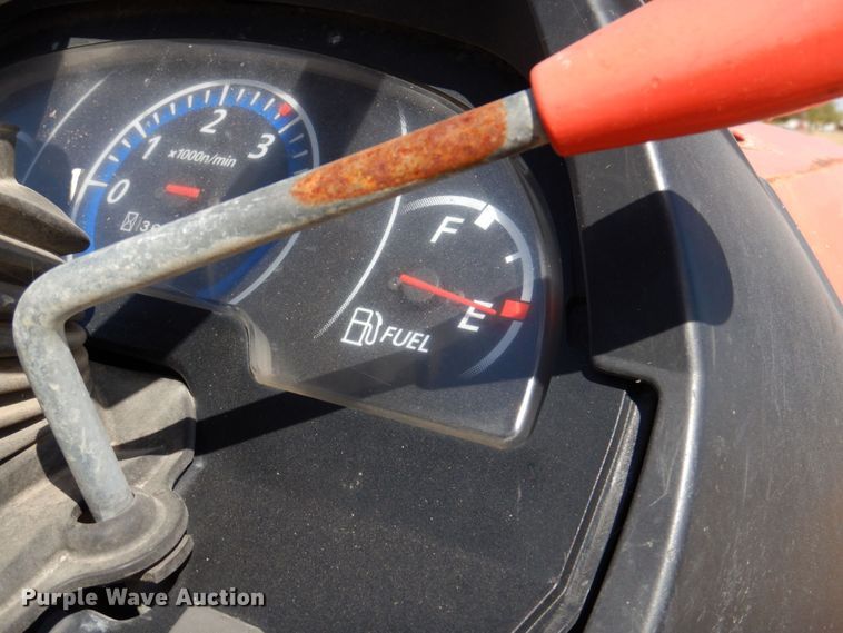 image for item DR1944 Kubota B2301  MFWD tractor