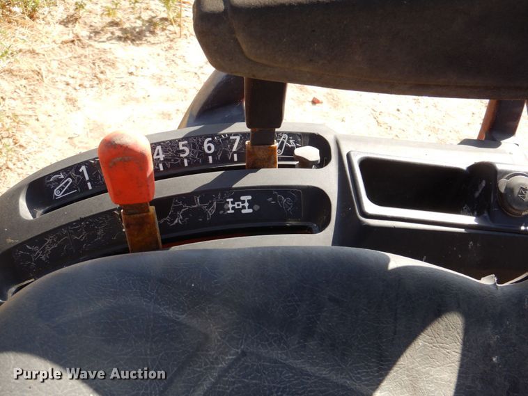 image for item DR1944 Kubota B2301  MFWD tractor