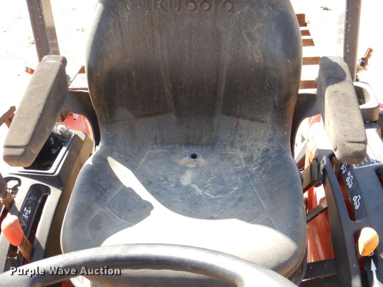 image for item DR1944 Kubota B2301  MFWD tractor