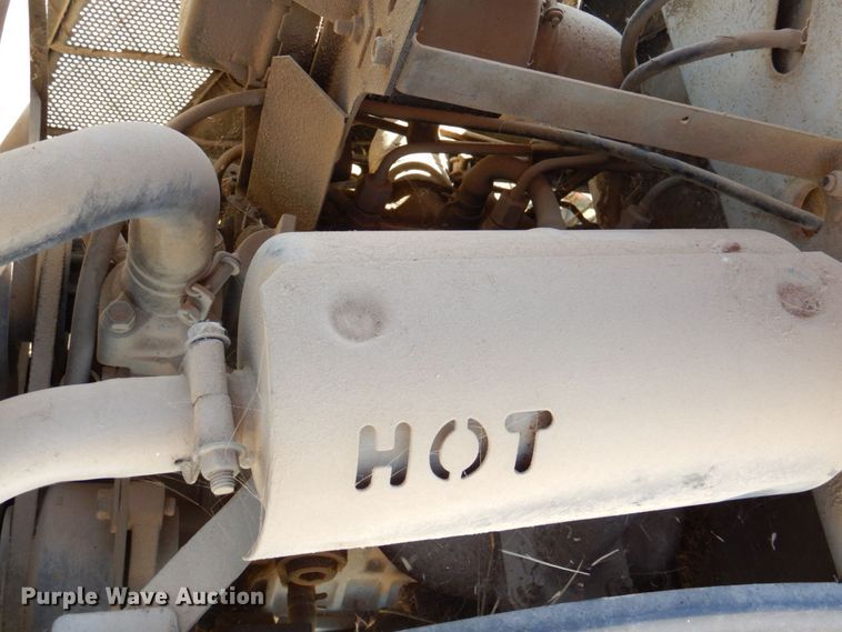 image for item DR1944 Kubota B2301  MFWD tractor