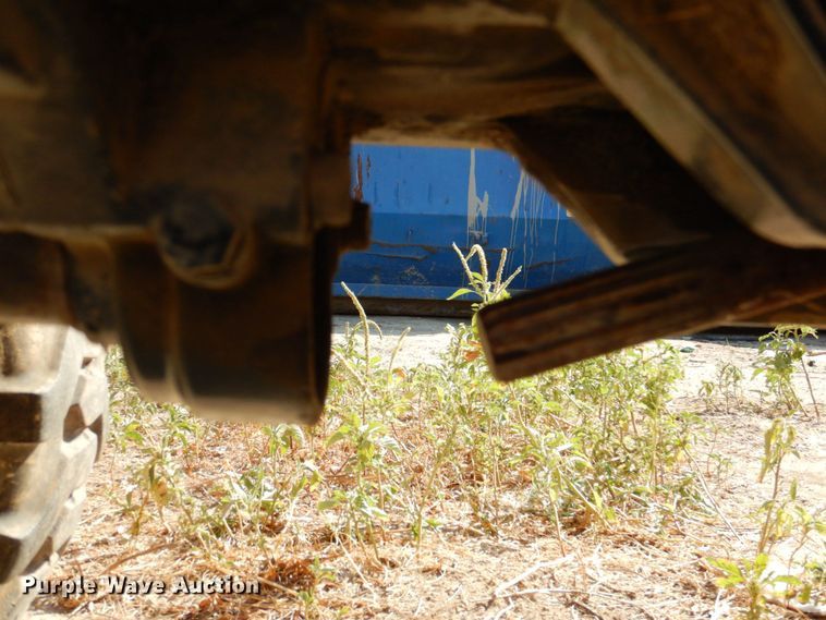 image for item DR1944 Kubota B2301  MFWD tractor