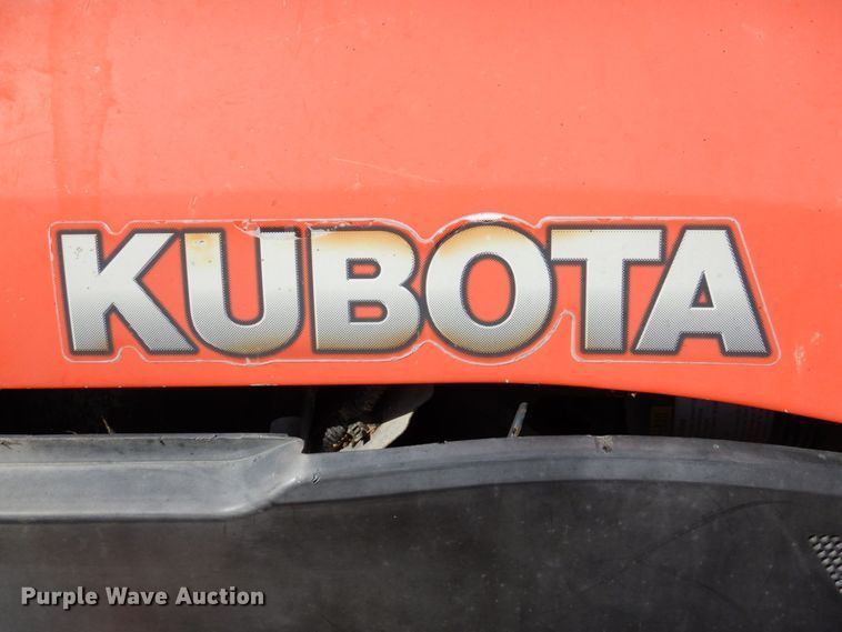 image for item DR1944 Kubota B2301  MFWD tractor