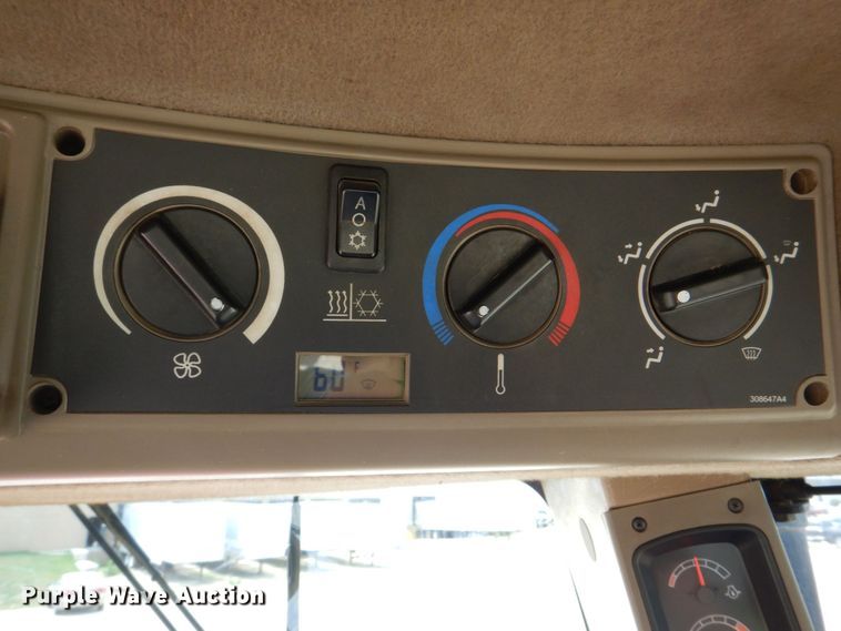 image for item DS8125 2005 Case STX375  4WD tractor