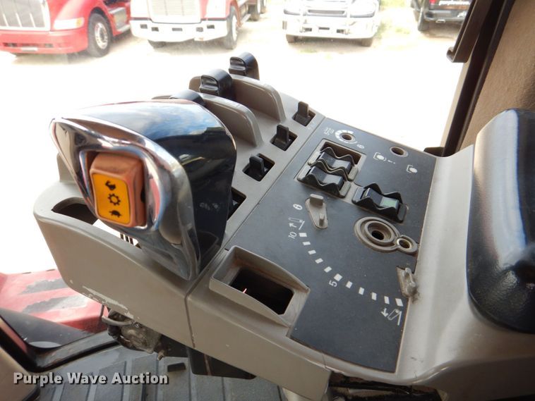 image for item DS8125 2005 Case STX375  4WD tractor