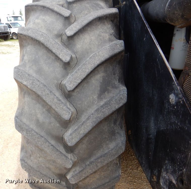 image for item DS8125 2005 Case STX375  4WD tractor