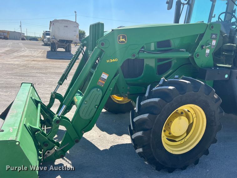 image for item DS8391 2012 John Deere 7230  MFWD tractor