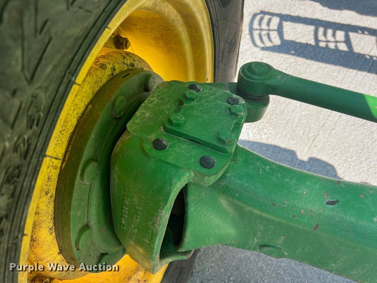 image for item DS8391 2012 John Deere 7230  MFWD tractor