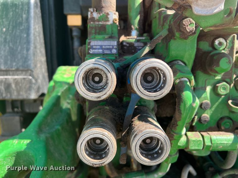 image for item DS8391 2012 John Deere 7230  MFWD tractor