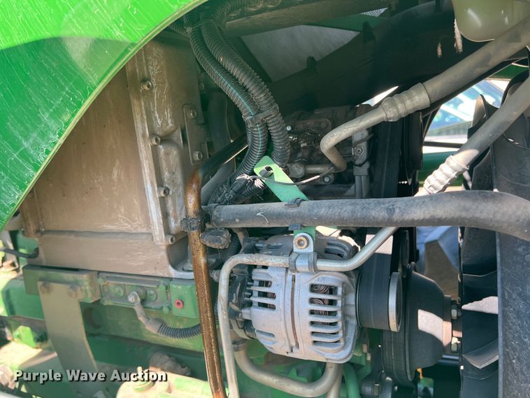 image for item DS8391 2012 John Deere 7230  MFWD tractor