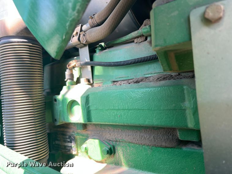 image for item DS8391 2012 John Deere 7230  MFWD tractor