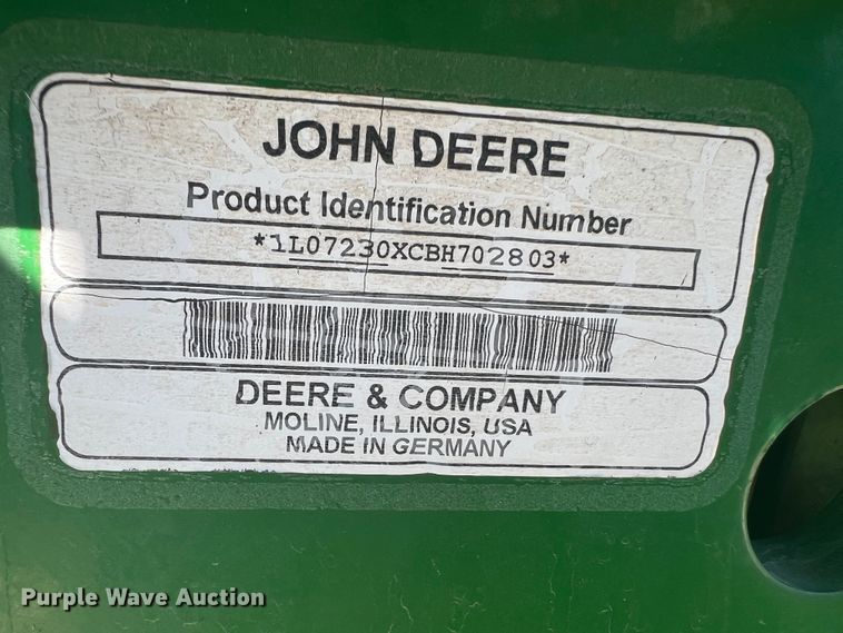 image for item DS8391 2012 John Deere 7230  MFWD tractor